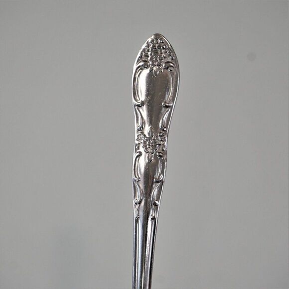 Venus Stainless by Oneida Silver Teaspoon ONEIDACRAFT Flatware Discontinued - Picture 2 of 5